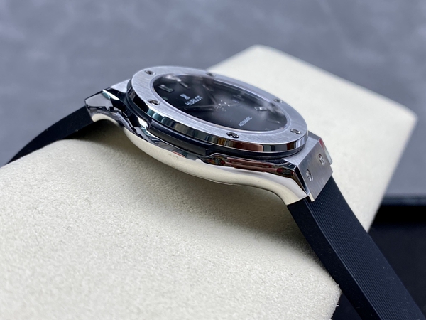 ウブロコピー時計側面デザイン